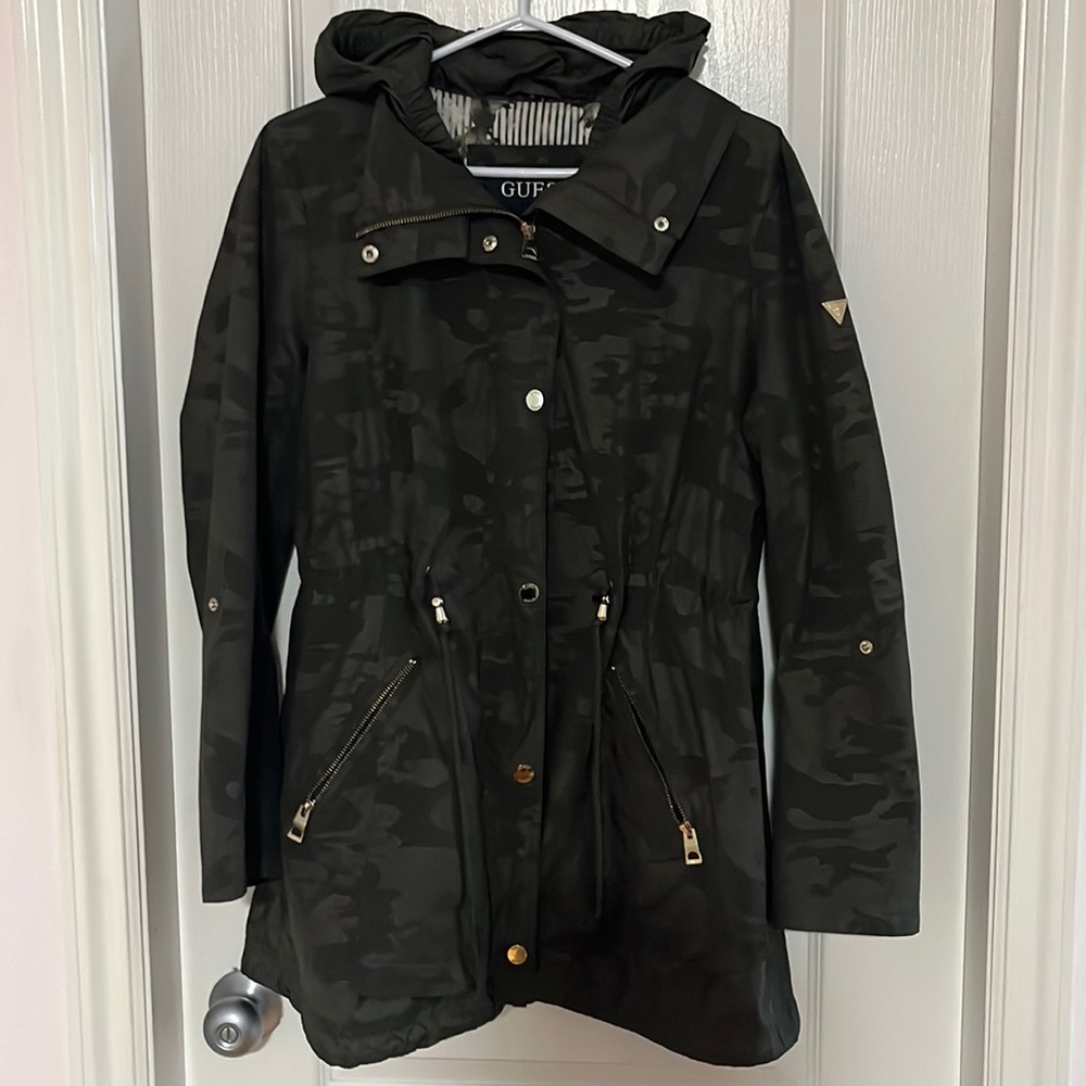 Guess green camo hooded jacket